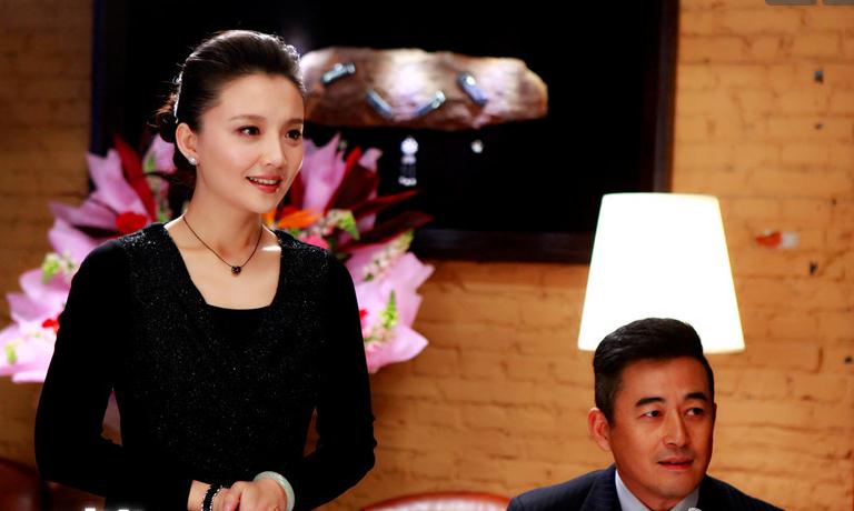婚战谢婉婷剧照 