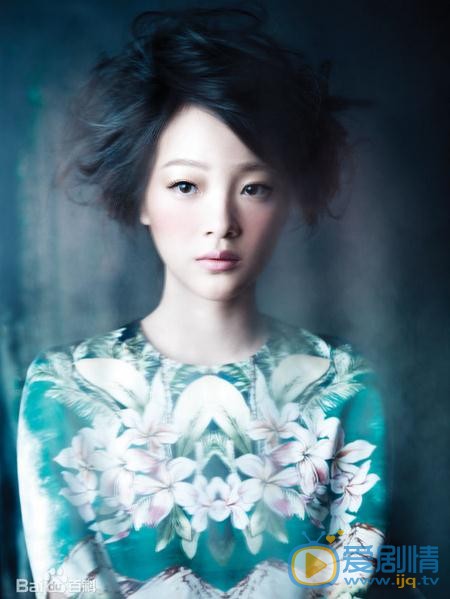  何杜娟写真