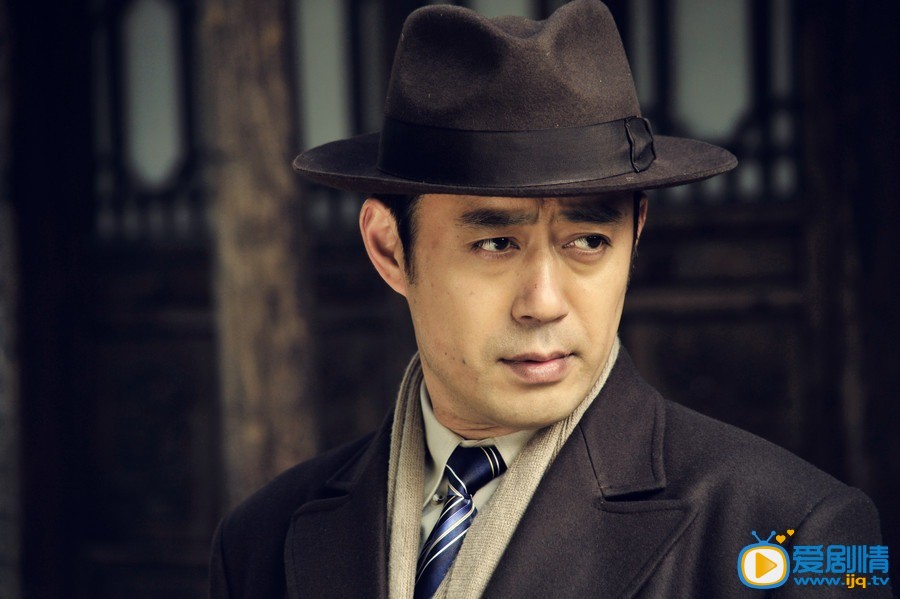 刘钧剧照 刘钧高清写真 刘钧生活照 刘钧剧照 刘钧《密使2》演绎特工 《密使2》开播，刘钧倾情演绎男一号地下党特工叶声，塑造出一个时而儒雅、时而凌厉、时而隐忍的人物形象。