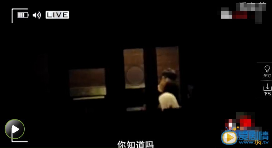 陈赫张子萱拥吻视频曝光 随后二人发表声明承认恋情 陈赫张子萱拥吻视频流出 二人先后发声明1月27日晚,狗仔团队发布陈赫和张子萱拥吻视频。狗仔尾随陈赫及张子萱回到他们的公寓,目击到陈赫与张子萱一起亲密的镜头。陈赫不但抱着张子萱做饭,两人还亲密拥吻。