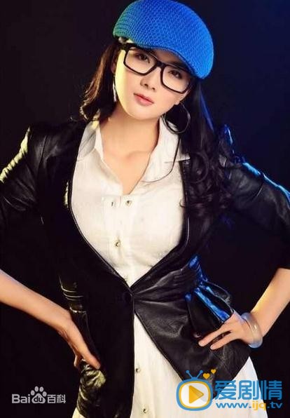 李梅可性感写真照 李梅可高清写真_李梅可高清剧照
