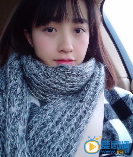 包文婧素颜照
