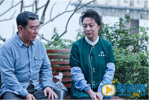 空巢姥爷刘西娜剧照 空巢姥爷刘西娜剧照