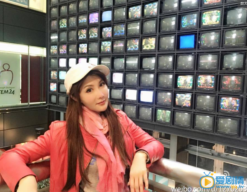 杨丽菁旅游照 杨丽菁生活照
