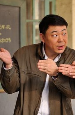 坐88路车回家车队长剧照 