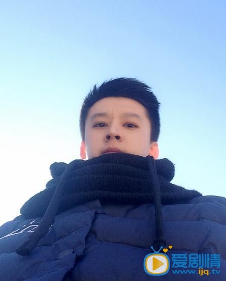 姜震昊生活照 姜震昊高清写真_姜震昊高清剧照