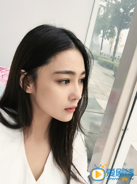 张馨予素颜照 素颜照