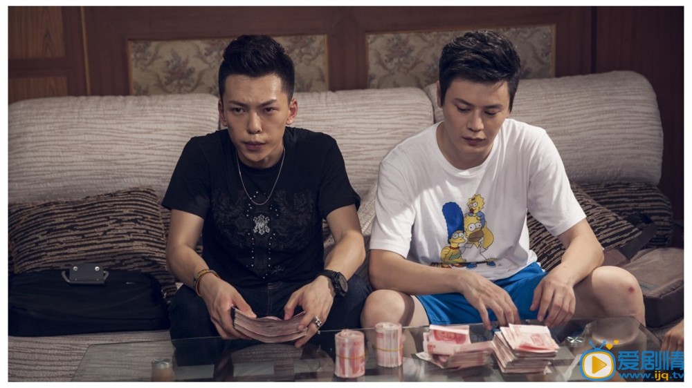 迷与狂张一闲剧照 