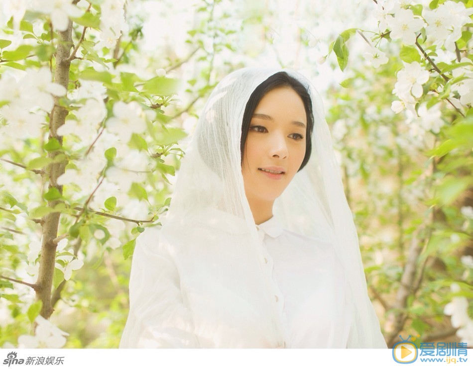李依玲花漾写真 李依玲花漾写真