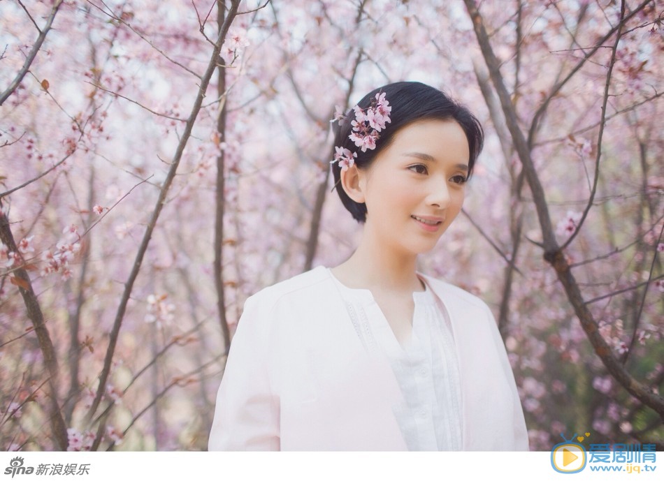 李依玲花漾写真 李依玲花漾写真