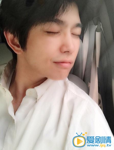尹均相生活照 尹均相生活照
