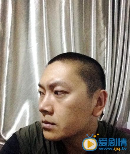 苗亮生活照 苗亮生活照