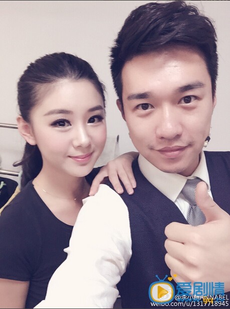 李小萌毕业照 李小萌高清写真_李小萌高清剧照