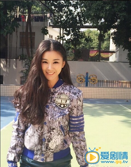 李小萌靓丽性感日常 李小萌高清写真_李小萌高清剧照