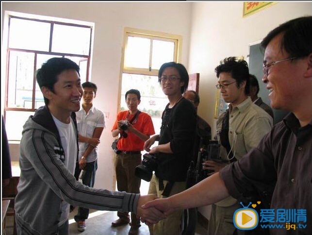 周杰活动照 周杰高清写真_周杰高清剧照