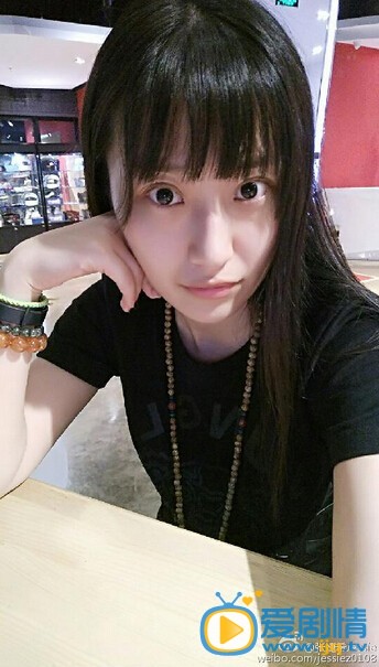 张婕希生活照 张婕希高清写真_张婕希高清剧照