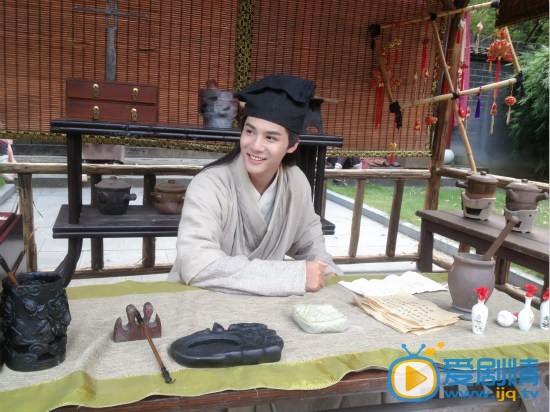 洪荒之力的妖神为什么叫南弦月？南弦月名字的来历是什么？
