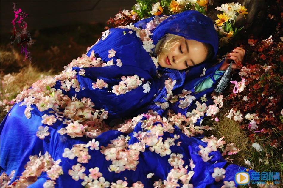 花千骨中赵丽颖蓝衣唯美高清剧照（组图）
