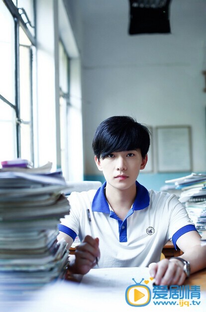 杨洋《左耳》剧照 杨洋高清写真_杨洋高清剧照