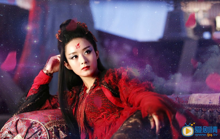 《花千骨》曝赵丽颖红衣绝美霸气妖神剧照（组图）