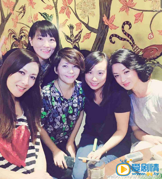 金星朋友合影 金星高清写真_金星高清剧照