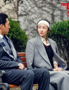 伪装者明楼在现实生活中结婚了吗？他老婆是谁？伪装者靳东的老婆是李佳？