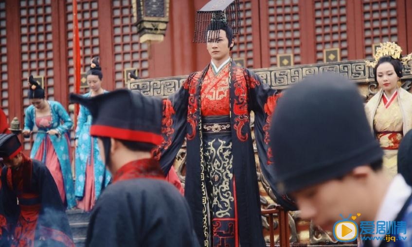 哪吒与杨戬纣王剧照 