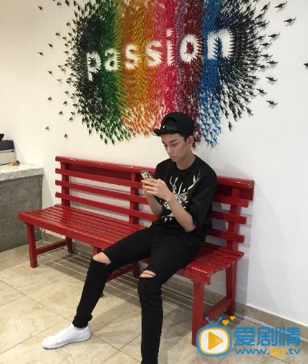 吴磊生活照 吴磊高清写真_吴磊高清剧照