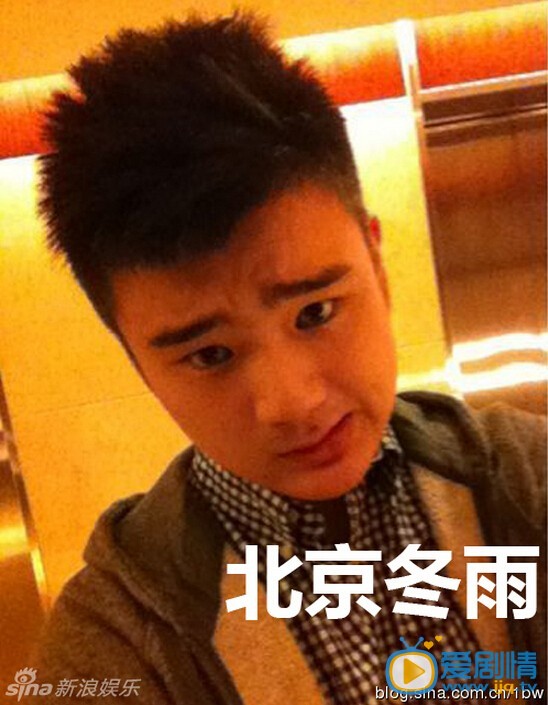 傅艺伟和儿子合影 傅艺伟高清写真_傅艺伟高清剧照