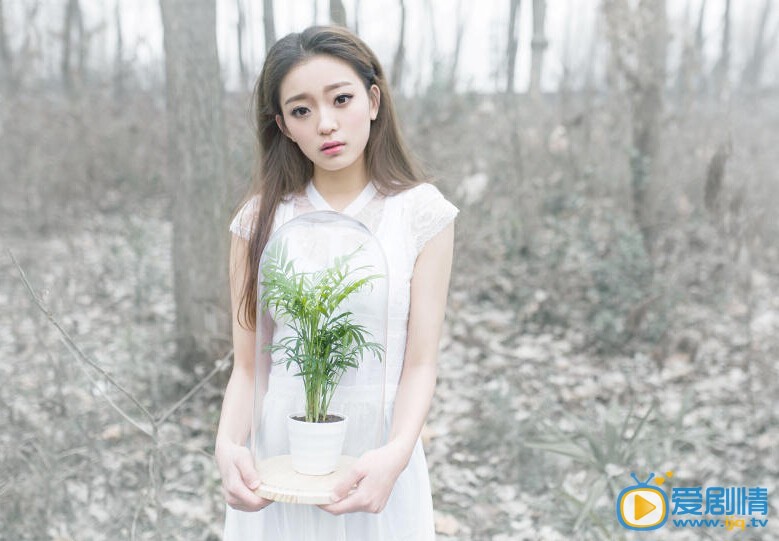 罗泽丽写真 罗泽丽高清写真_罗泽丽高清剧照
