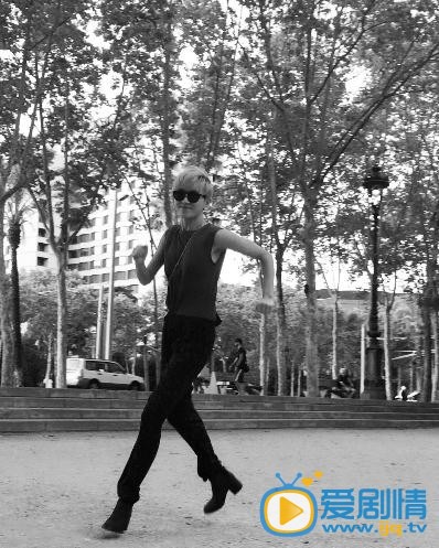 焦俊艳短发帅气照 焦俊艳高清写真_焦俊艳高清剧照