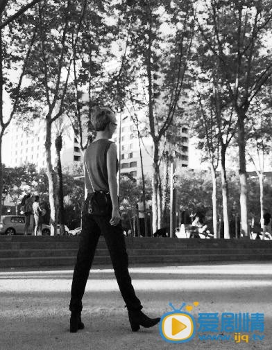 焦俊艳短发帅气照 焦俊艳高清写真_焦俊艳高清剧照