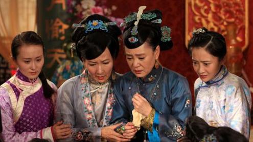 深宅雪方老夫人剧照 