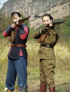 野山鹰两大卫视将播 “野丫头”杨舒搭档秦子越上演战地姐妹花