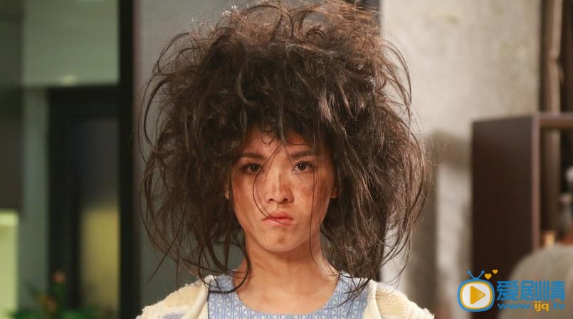 美丽的笨女人莫愁剧照 