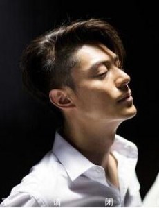 他来了请闭眼简瑶的新工作是什么？薄靳言为何成了简瑶新公司的总监？