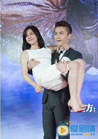 陈晓和女友陈妍希合影照 陈晓高清写真_陈晓高清剧照