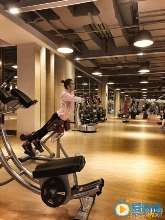 李依晓健身照 李依晓高清写真_李依晓高清剧照