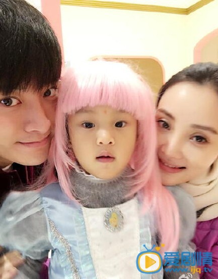 贾乃亮与甜馨日常 贾乃亮高清写真_贾乃亮高清剧照