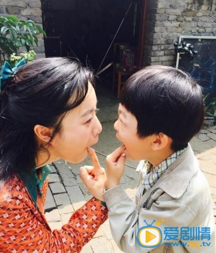 何翯片场照 何翯高清写真_何翯高清剧照