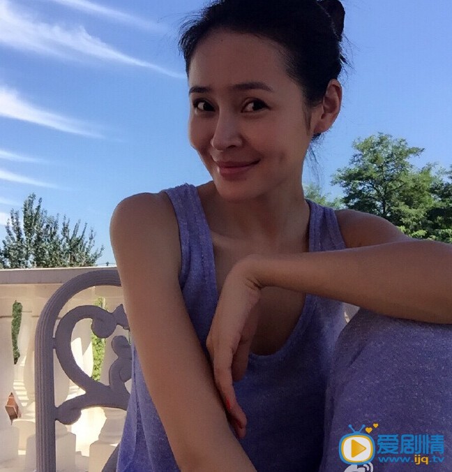 于明加生活照 于明加高清写真_于明加高清剧照