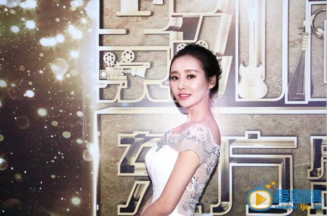 李纯活动照 李纯高清写真_李纯高清剧照
