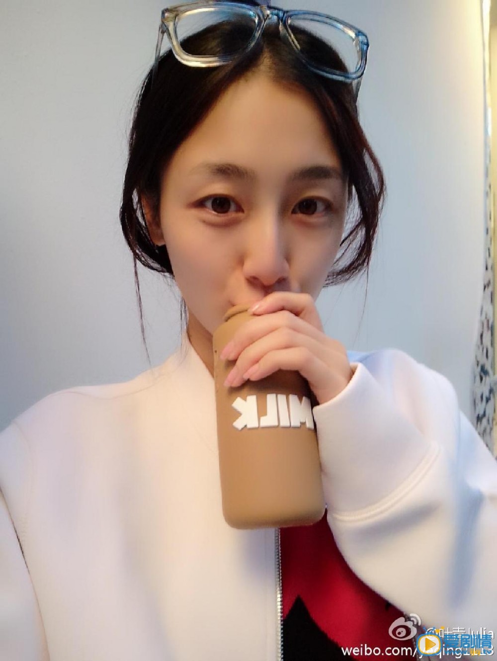 叶青卖萌照 叶青高清写真_叶青高清剧照