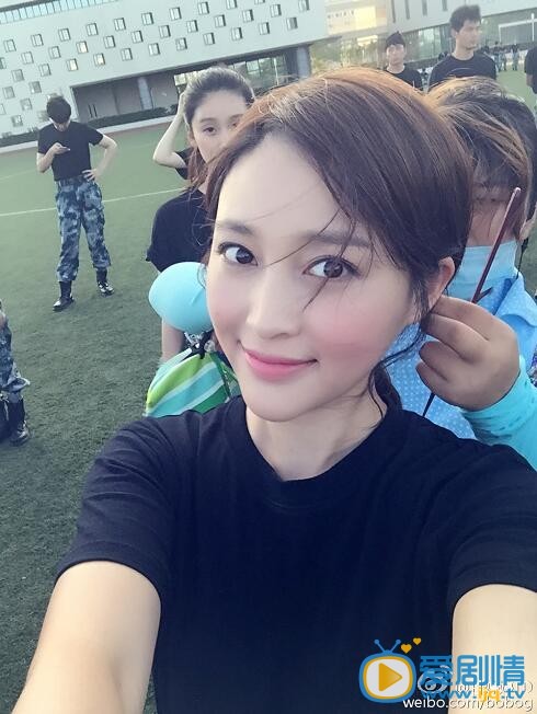 甘婷婷生活照 甘婷婷高清写真_甘婷婷高清剧照