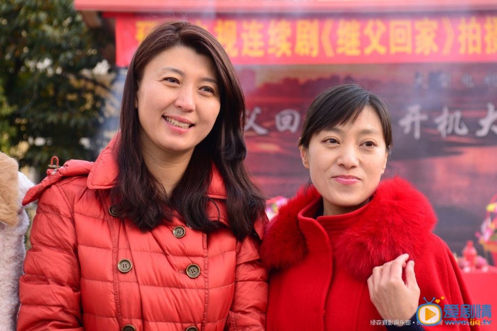 继父回家热播 闫学晶变身“隐忍女人”