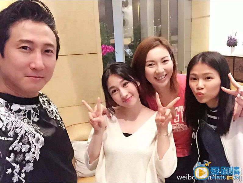 贾晓晨明星合照 贾晓晨高清写真_贾晓晨高清剧照