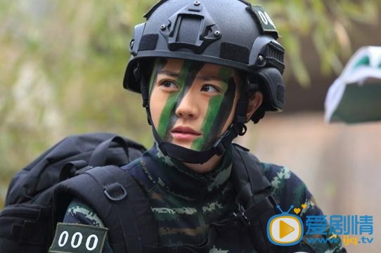 特种兵之霹雳火将播 美女特种兵诠释另类“霹雳娇娃”