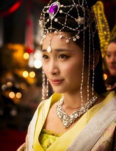 刘海戏金蟾萝蔓妘柔是谁演的？萝蔓妘柔扮演者徐申东参演的作品及生活照欣赏