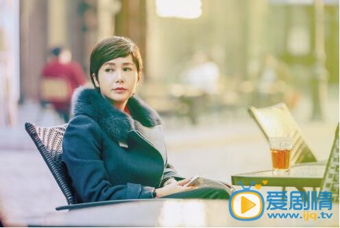 守婚如玉苏然在哪一集发现赵明齐与华莎的关系的？怎么发现的？守婚如玉蒋雯丽在哪一集发现丈夫出轨的？