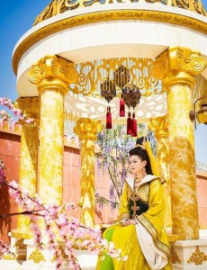 刘海戏金蟾莫彤是谁演的？刘海戏金蟾莫彤扮演者廖碧儿个人资料及生活照